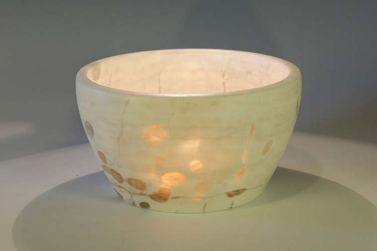 Alabaster bowl: 6.5in x 3.5in (16.5cm x 9cm)