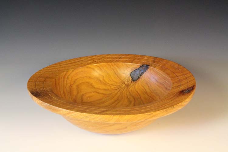Oak bowl: 13in x 4in (33cm x 10cm)