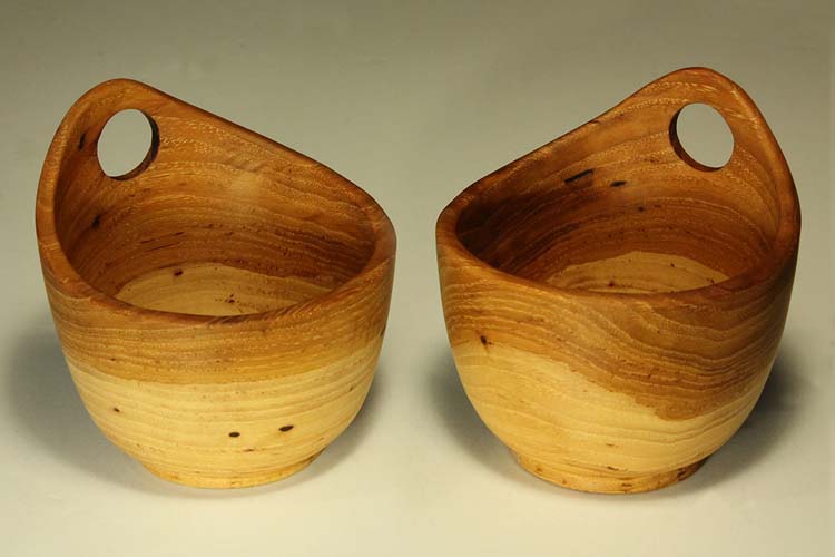 Wooden bowl (altered rim)
 Pecan: 5in x 5in (13cm x 13cm)